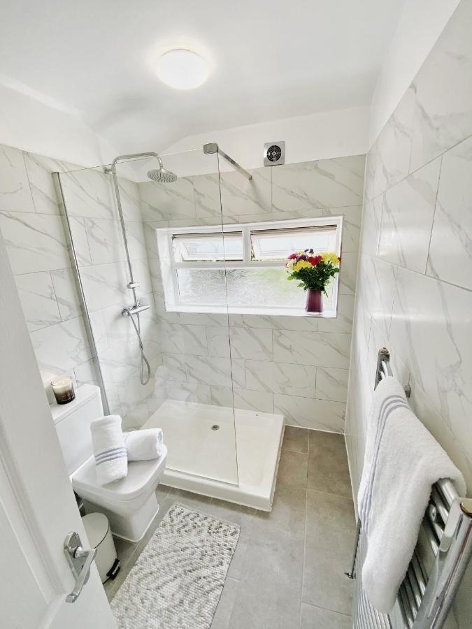 Luxurious Family Home In West Midlands Northfield Екстер'єр фото